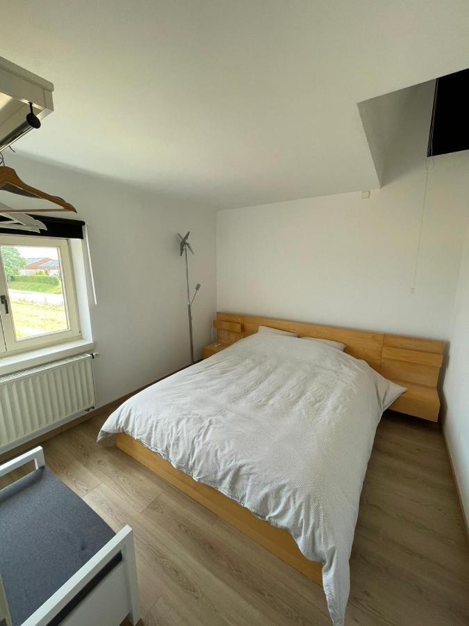 La Cle Des Champs Bed & Breakfast Jodoigne Exterior photo